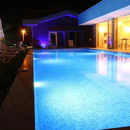 Aparthotel La Vida 3*