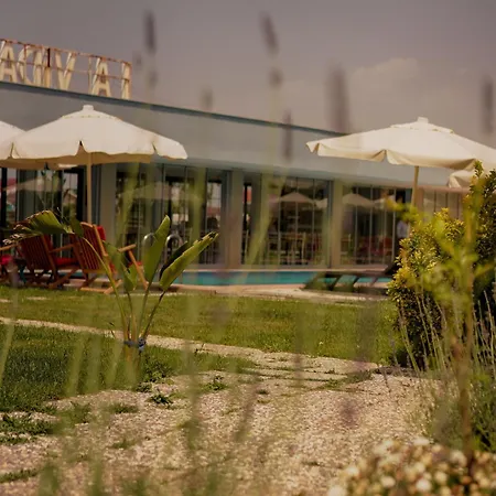 La Vida Aparthotel