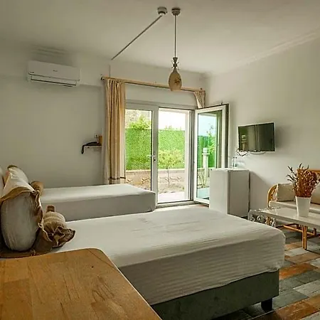 Aparthotel La Vida 4*