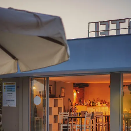 La Vida 4* Urla