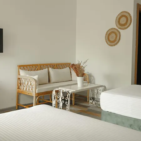 Aparthotel La Vida 4*